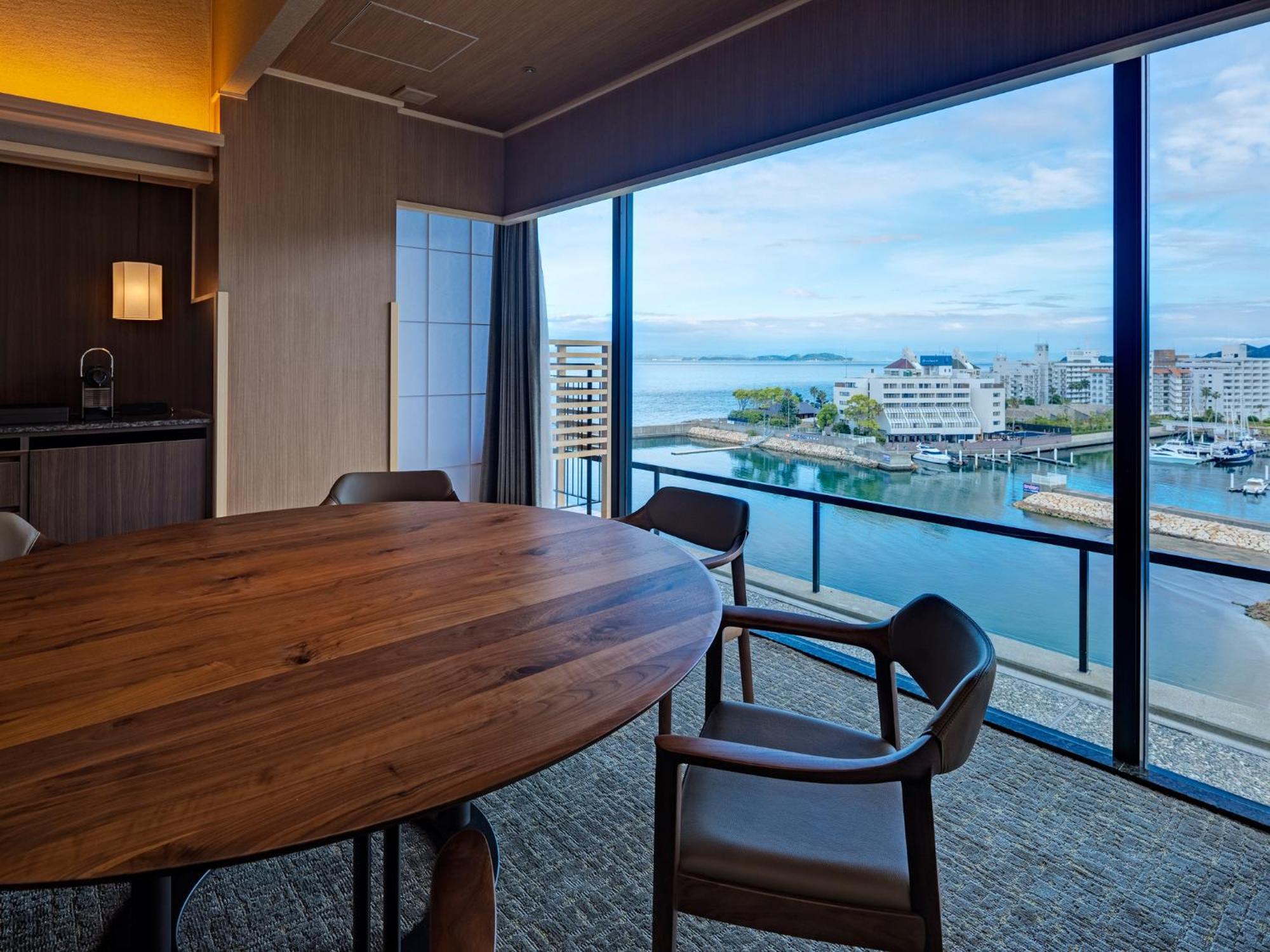 Awaji Yumesenkei Hotel Sumoto Kamer foto